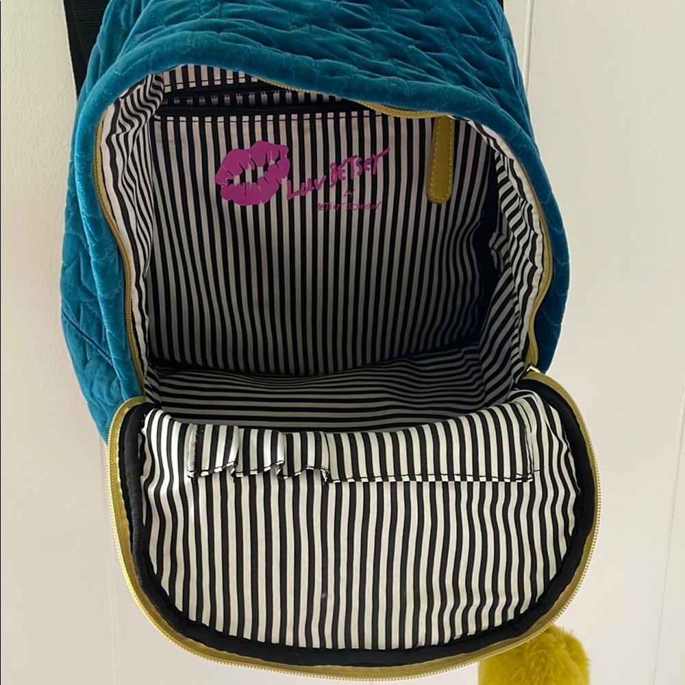 Betsey Johnson Quilted Backpack with Yellow Pom Pom - Picture 4 of 8